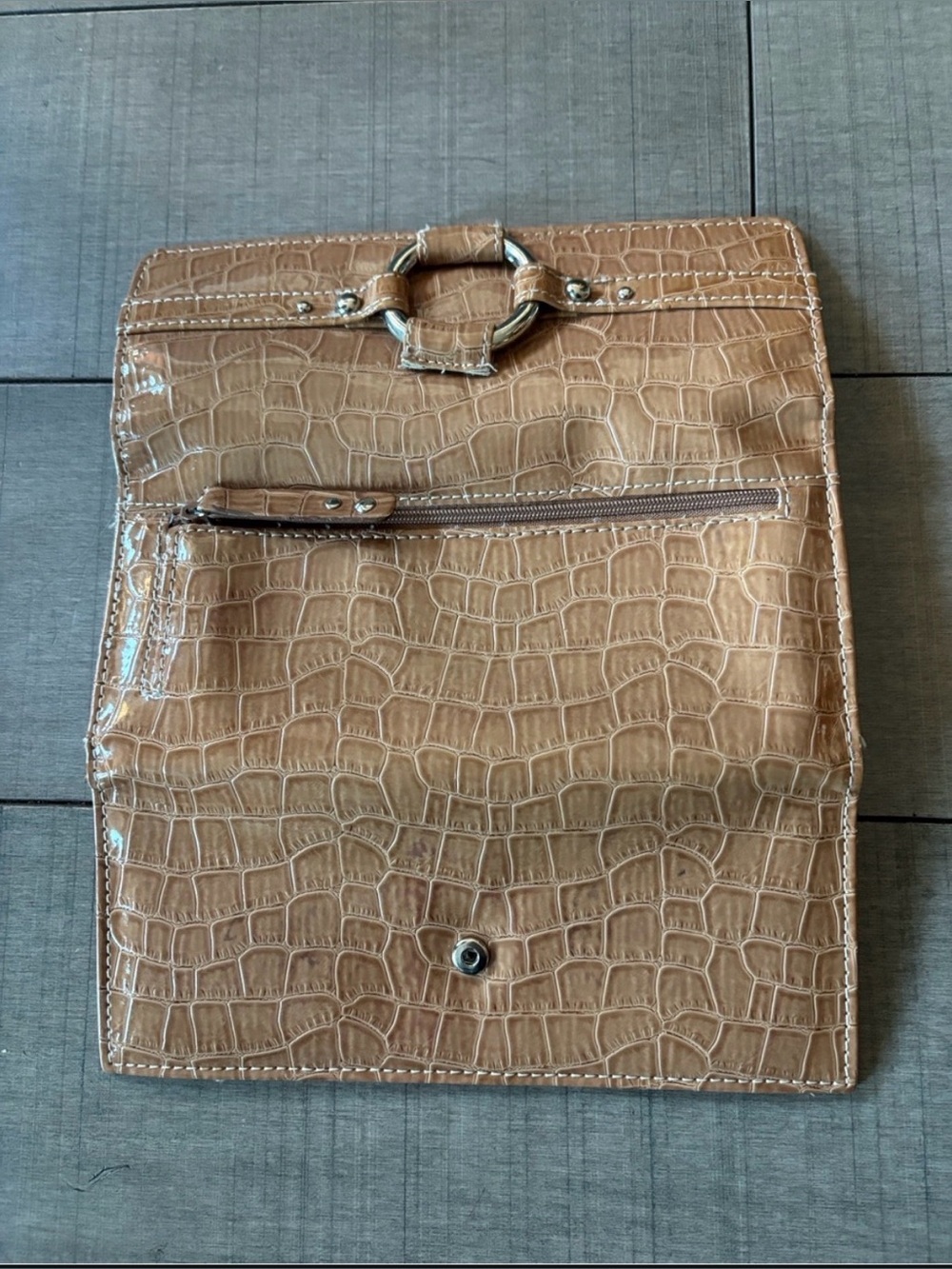 ❤️‍🔥5/$25❤️‍🔥Y2K*Rare Find*Patent Croc-Embossed Trifold Wallet - Picture 3 of 4